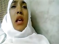 Arab amateur with big tits get it all inside